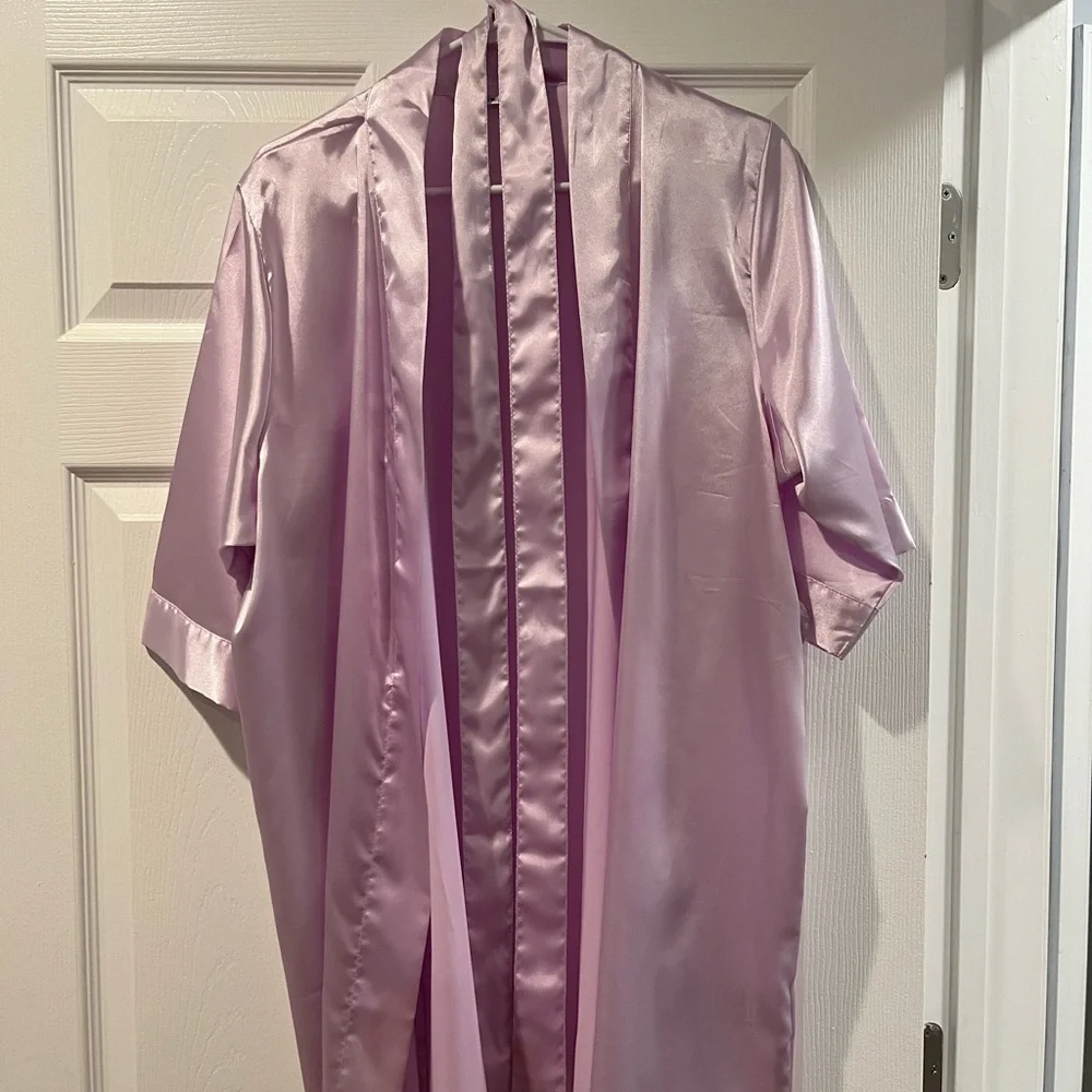 Lavender Satin Robe - Picture 2 of 4